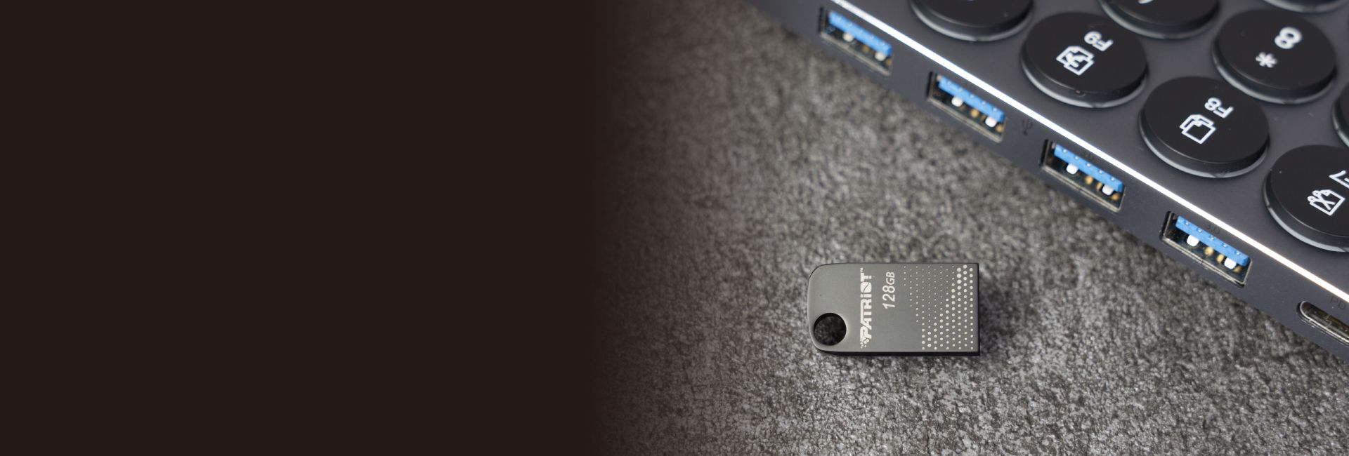 TAB200 USB 2.0 TYPE-A SILVER FLASH DRIVE