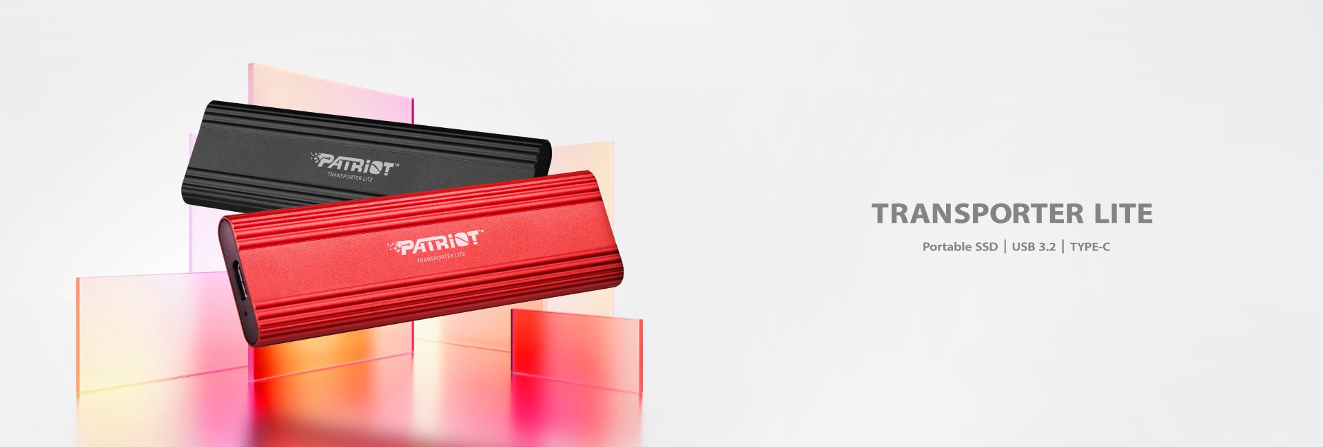 Transporter Lite 攜帶式外接 SSD
